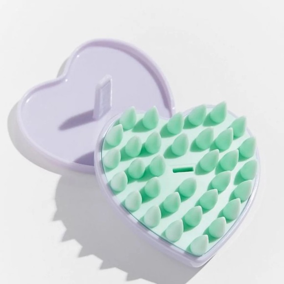 Urban Outfitters Other - 🆕 Urban Outfitters Beauty Heart Scalp Massager